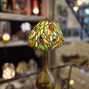 Lampă Tiffany multicolora lucrată manual